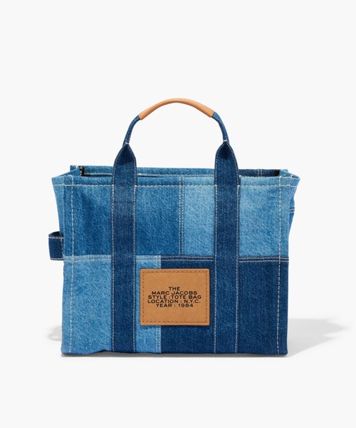 バッグ THE MONOGRAM DENIM TOTE BAG MEDIUM MARC JACOBS（マークジェイコブス）の「THE MONOGRAM DENIM MEDIUM