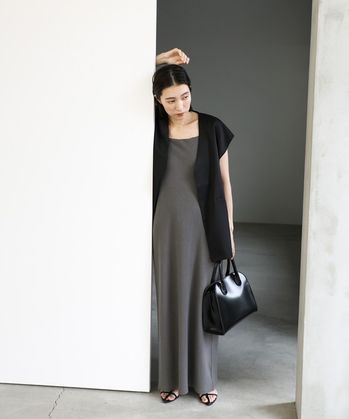 BМC　ジレ Sequin Lace Gusset Gown – BCBGMAXAZRIA