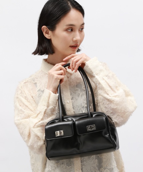 LAKOLE（ラコレ） ハンドバッグ フロントポケット横長バッグ / 132244