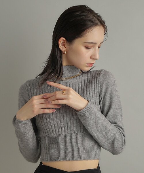 COCOSHNIK ピアス シルバー フラットカーブチェーンモチーフ