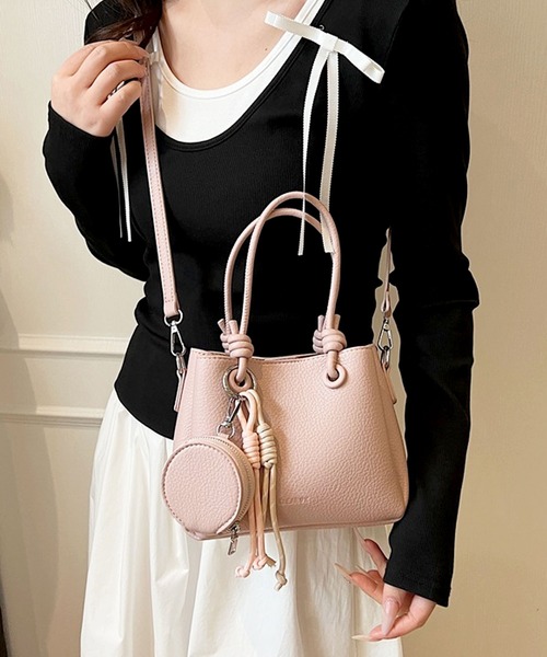 【未使用品】ツイストコードショルダーバッグ (ブラック) LOUIS VUITTON 【超美品】ルイヴィトン エピ ワールドツアー ツイスト