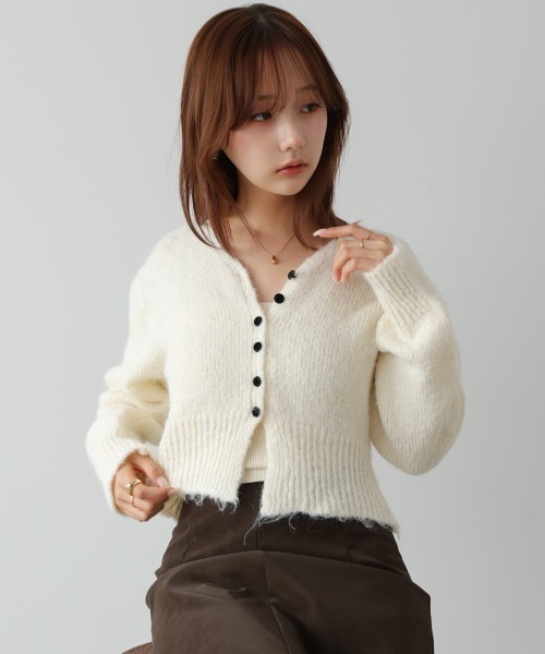 BAB カーディガン ショートシャギーくるみボタンカーディガン