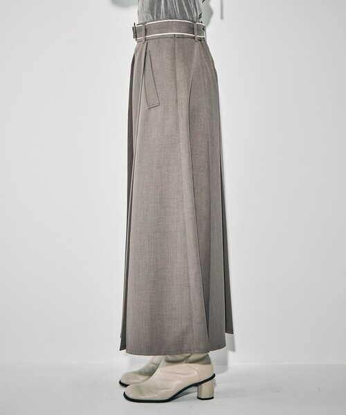 UNITED TOKYO（ユナイテッドトウキョウ） スカート センタープリーツ