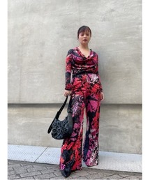 Desigual FLORPOSICIONAL ロングパンツ フラワープリント Desigual（デシグアル） パンツ カラフル花柄プリント ワイドロング