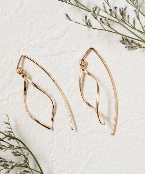 BLOOM K14ゴールドフィルド フックピアス✨美品✨ BLOOM（ブルーム） ピアス K14 ゴールドフィルド フックピアス