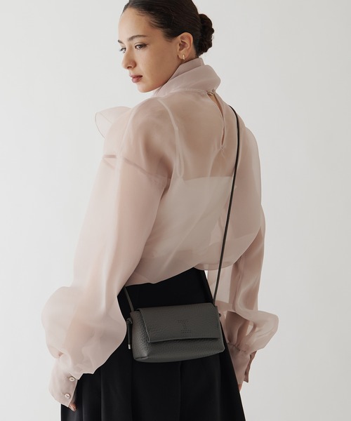 IACUCCI（イアクッチ） ショルダーバッグ バッグ アルブメ ALCE