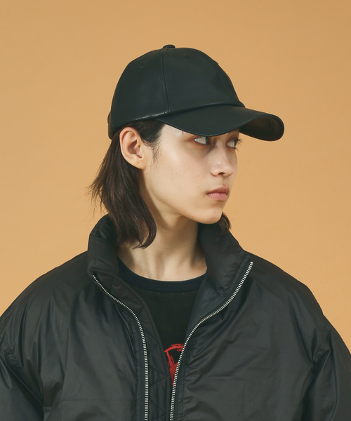 【megu】WALK IN PARIS フェイクレザーキャップ フェイクレザーキャップ【大響宴】※事前通販分 | ARAKI STORE
