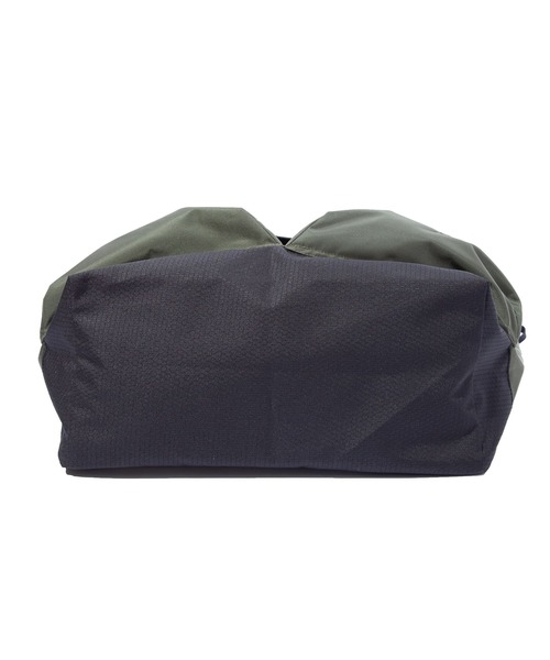 バッグ F/CE. LIGHTWEIGHT COURIER SHOULDER BAG F/CE. LIGHTWEIGHT COURIER SHOULDER BAG / エフシーイー ライト