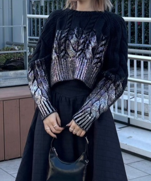 AMAIL Foil Print knit Black AMAIL Foil Print knit Black