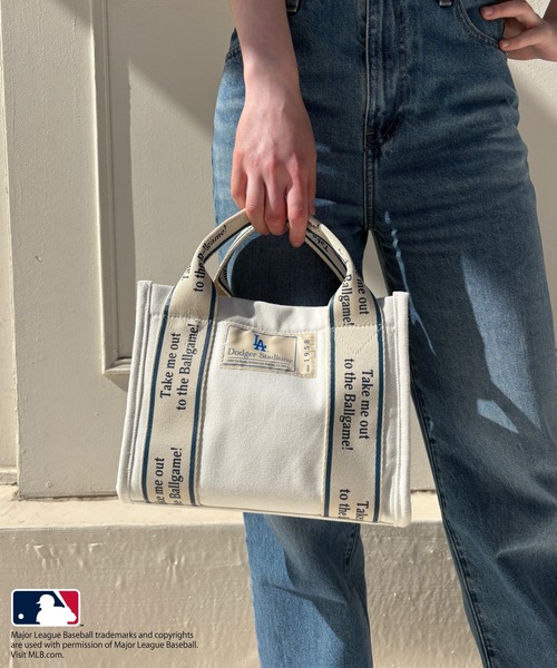 トートバッグ [ MLB ] BASIC QUILTIN LUX HIP SACK compass1710183577.jpg