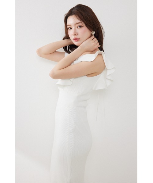 ワンピース 「AKB48 倉野尾成美さん着用」ショルダーフリルタイトニットワンピース　春服 夏服の画像