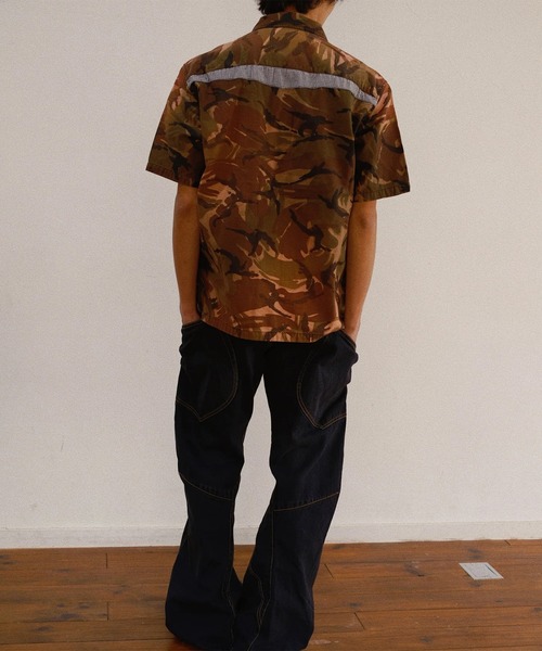 tシャツ 「KHOKI」Patchworked Camo Shirt メンズの画像