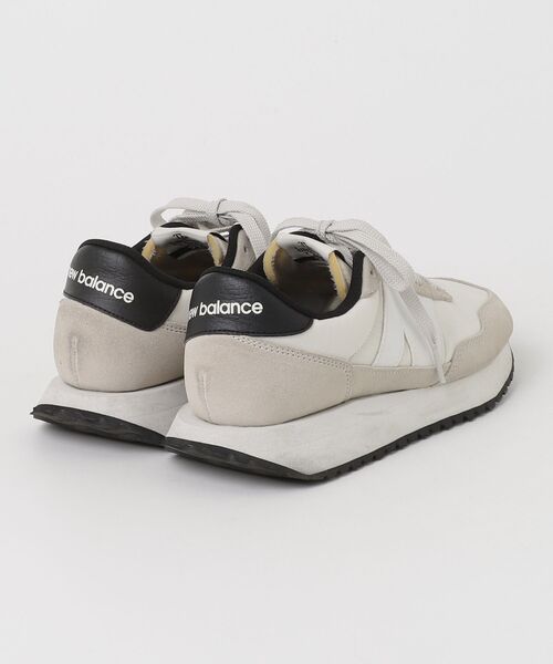 New Balance（ニューバランス） ローカットスニーカー 23.5cm ベージュ 