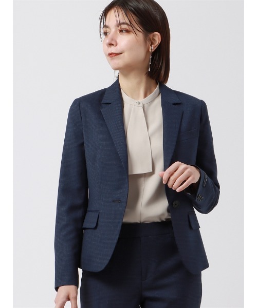 安座間美優 着用 ／キャリアセットアップスーツ（ジャケット＋パンツ
