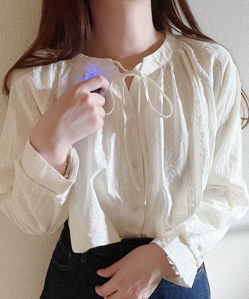 フラワー刺繍ブラウス ブラウス シャツ フラワー刺繍ブラウス レディース : ZOZOTOWN