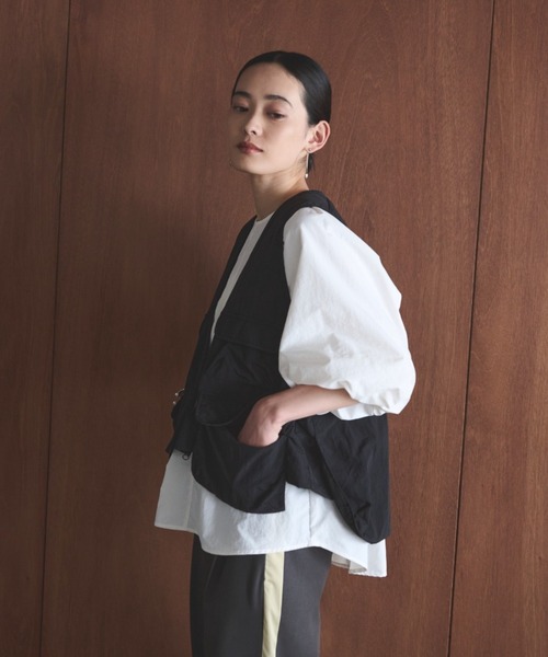 【美品】IRENE アイレネ ナイロンベスト バックオープン 白 レースセパレートオールインワン