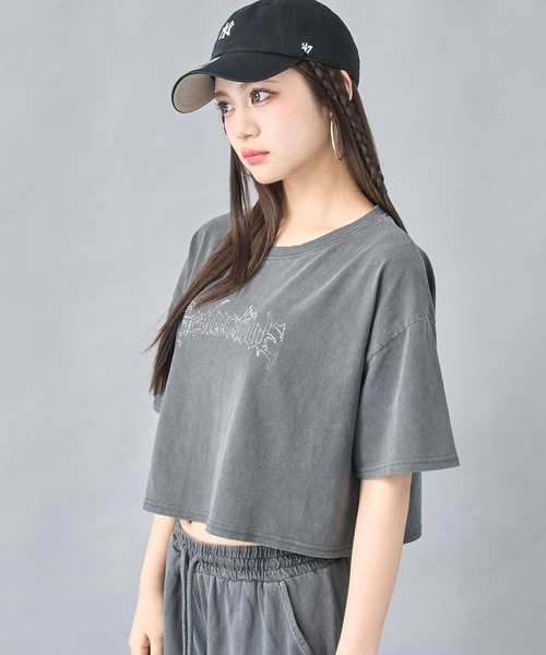ANAP（アナップ） tシャツ ピグメント ビジューロゴ クロップドTシャツ
