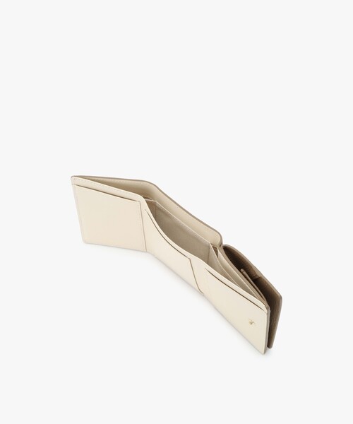 【美品】アニエスベー　ベージュ レザー 三つ折り財布 agnes b.（アニエスベー） 財布 レザー 三つ折りウォレット WAW01−05