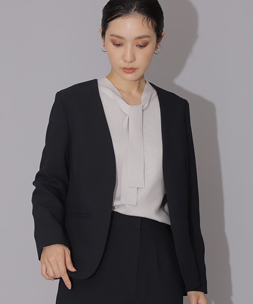 美品　NATURAL BEAUTY BASIC ノーカラースーツ S　黒ブラック NATURAL BEAUTY BASIC（ナチュラルビューティーベーシック） ノー