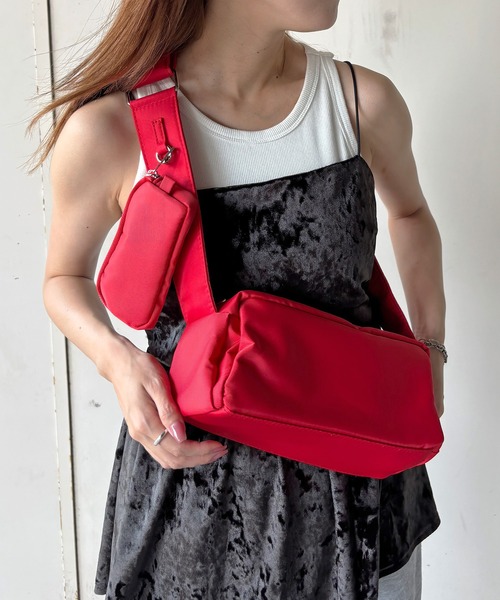 I-SOOK（アイスー） ショルダーバッグ バッグ スクエアボディバッグ