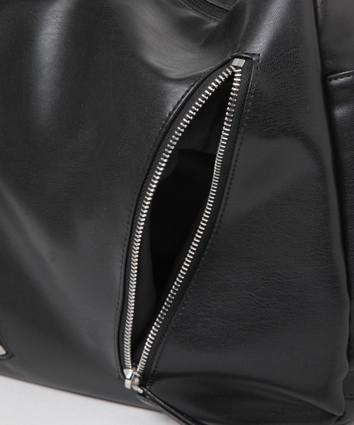 LAKOLE ショルダーバッグ フェイクレザーラージZIPショルダー