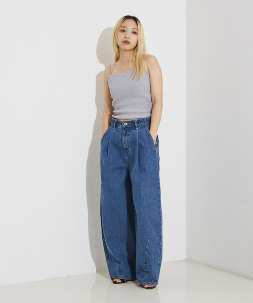 NOMINE ワイドパンツ 新品タグ付き NOMINE（ノミネ） ジーンズ デニム デニムパンツ タック ボリューム