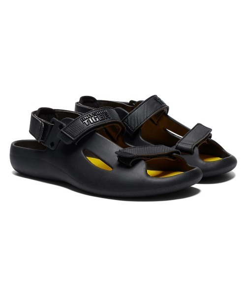 国内即発 【Onitsuka Tiger】TIGER ERGONIO ストラップ サンダル ONITSUKA TIGER YELLOW COLLECTION サンダル 「ONITSUKA