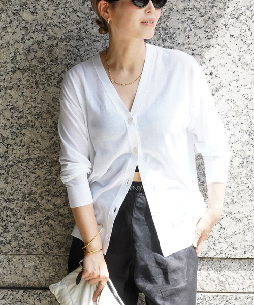 Fine Cotton Vネック　カーディガン ホワイト　白　美品 Fine Cotton Vネック カーディガン（ニット／セーター）｜Deuxieme