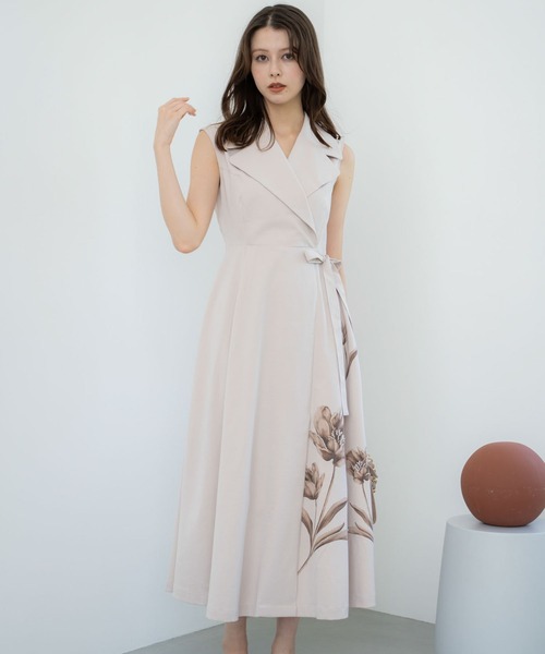 【Noela】バックオープンワンピース　ノエラ 楽天市場】【SALE／70%OFF】フラワーロングワンピース Noela