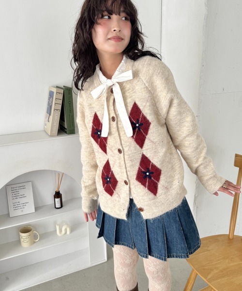 SOLLON.（ソルロン） カーディガン フラワー刺繍アーガイルニット