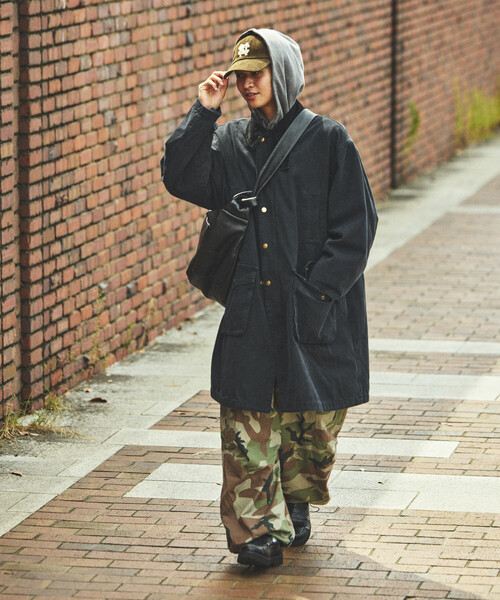 Firsthand（ファーストハンド） ショルダーバッグ Leather Banana Big