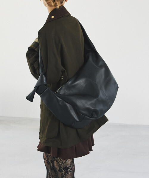【未使用】Leather Banana Big Shoulder Bag Firsthand（ファーストハンド） ショルダーバッグ メンズ レディース