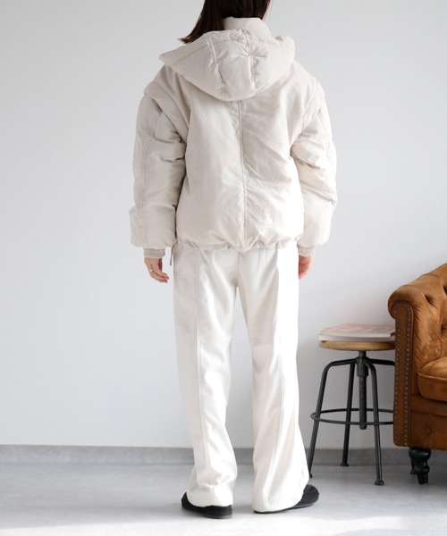 Columbia ダウンジャケット ホワイト 短丈 ドローコード パフジャケット Columbia ダウンジャケット ホワイト 短丈 ドローコード パフ