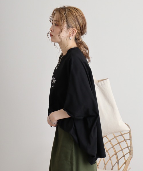 EGLANTINE tシャツ Eglantine ロゴプリント×フラワー刺繍