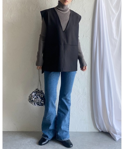 She's Closet ベスト ジレ サイドスリット入り深Vネックプル