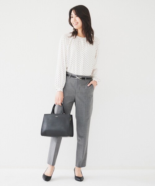 O*O様 今期タグ付新品　アンタイトル　ウーステッドパンツスーツです UNTITLED（アンタイトル） パンツ 「通勤スーツ」ウーステッド