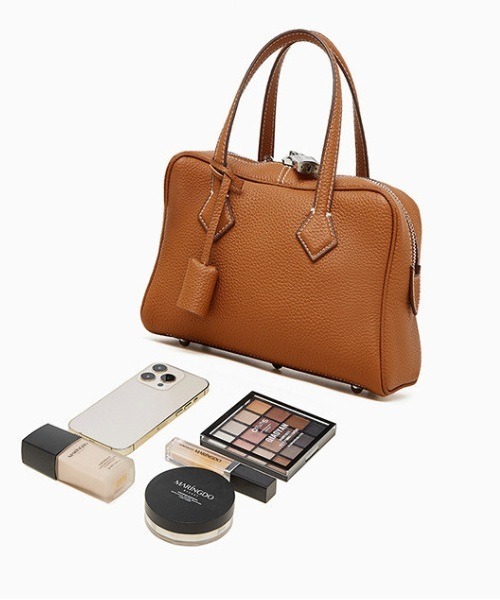 ショルダーバッグ バッグ 「 NiiNa / ニーナ 」高品質牛革2wayソフト