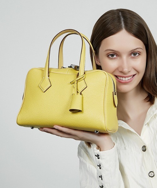 ショルダーバッグ バッグ 「 NiiNa / ニーナ 」高品質牛革2wayソフト