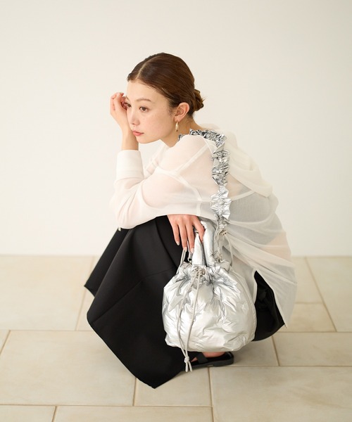 2WAYパフクッションショルダーアレンジトートバッグ黒ブラック新品ユニセックス 2WAYパフクッションショルダーアレンジトートバッグ黒ブラック新品ユニ