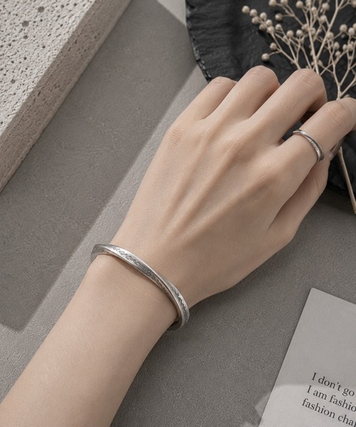 Bling Leads バングル 「Bls」「ZA」「Bling Leads」トライバル