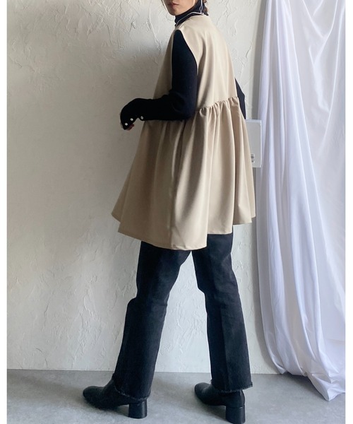 ベスト ジレ ギャザーフォルムスリーブトップス レディース She's Closet ベスト ジレ 切り替えギャザーフレアペプラム