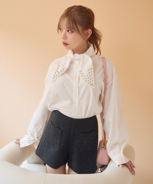 TITTY＆CO.（ティティーアンドコー） ブラウス シャツ ビジュー付き