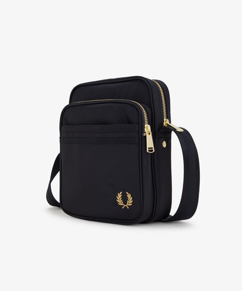 【手に入れたいベストサイズ】FRED PERRY Nylon サイド バッグ FRED PERRY】ナイロンサイドバッグのご紹介🎵 - ミント神戸