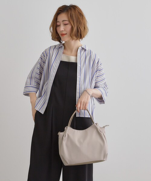 「雨の日にもお気に入りを」撥水レザーの2WAYトートバッグ（ブラック） 雨の日にもお気に入りを」撥水レザーの2WAYトートバッグ