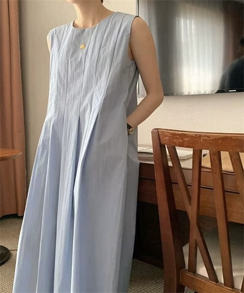 美品☆セブンテン　タックロングワンピース ベージュ 美品☆セブンテン タックロングワンピース ベージュ - メルカリ