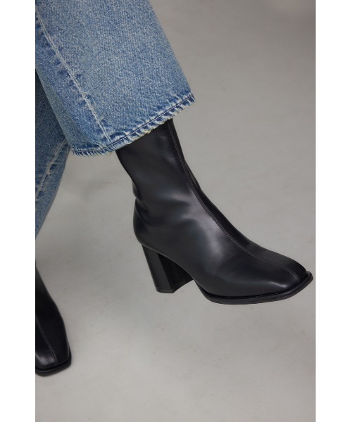 AZUL BY MOUSSY（アズールバイマウジー） ブーツ VENUSショート