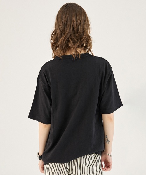 ONCILY（オンシェリー） ヘンリーネック tシャツ ASSORT HEART LOGO