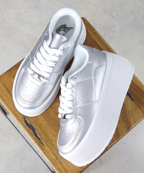 LOVEHUNTER（ラブハンター） スニーカー 軽量厚底 ボリュームソール