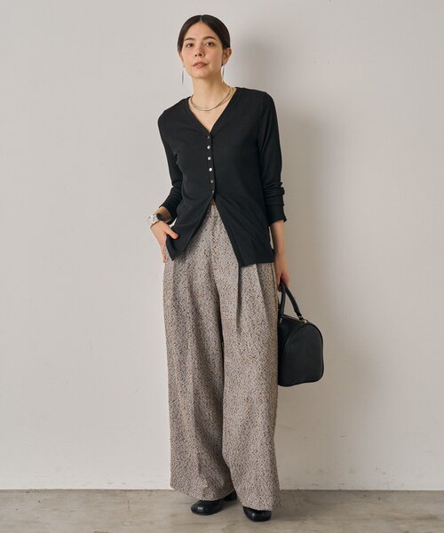 【ゆーさま専用】【Loungedress】タックワイドパンツ【新品未使用】 LOUNGEDRESS（ラウンジドレス）の「タックワイドパンツ