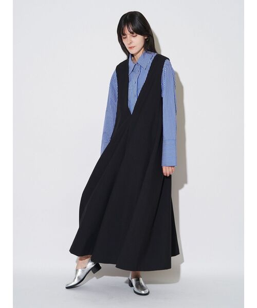 ELENDEEK（エレンディーク） ワンピース ディープVネックAライン